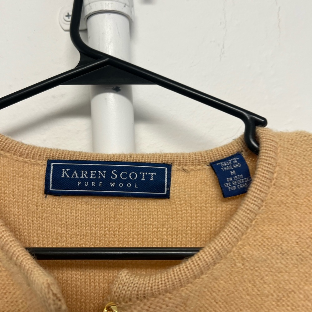 Women’s 100% Wool Karen Scott Gold Button-Up Sweater - Picture 3 of 5
